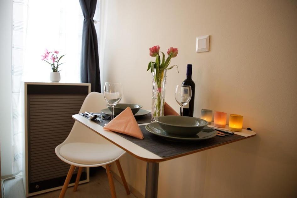 Cosy Studio, 15Min To Old Centre, Self-Check In, Free Wifi, Welcome Drink! Praha Eksteriør bilde